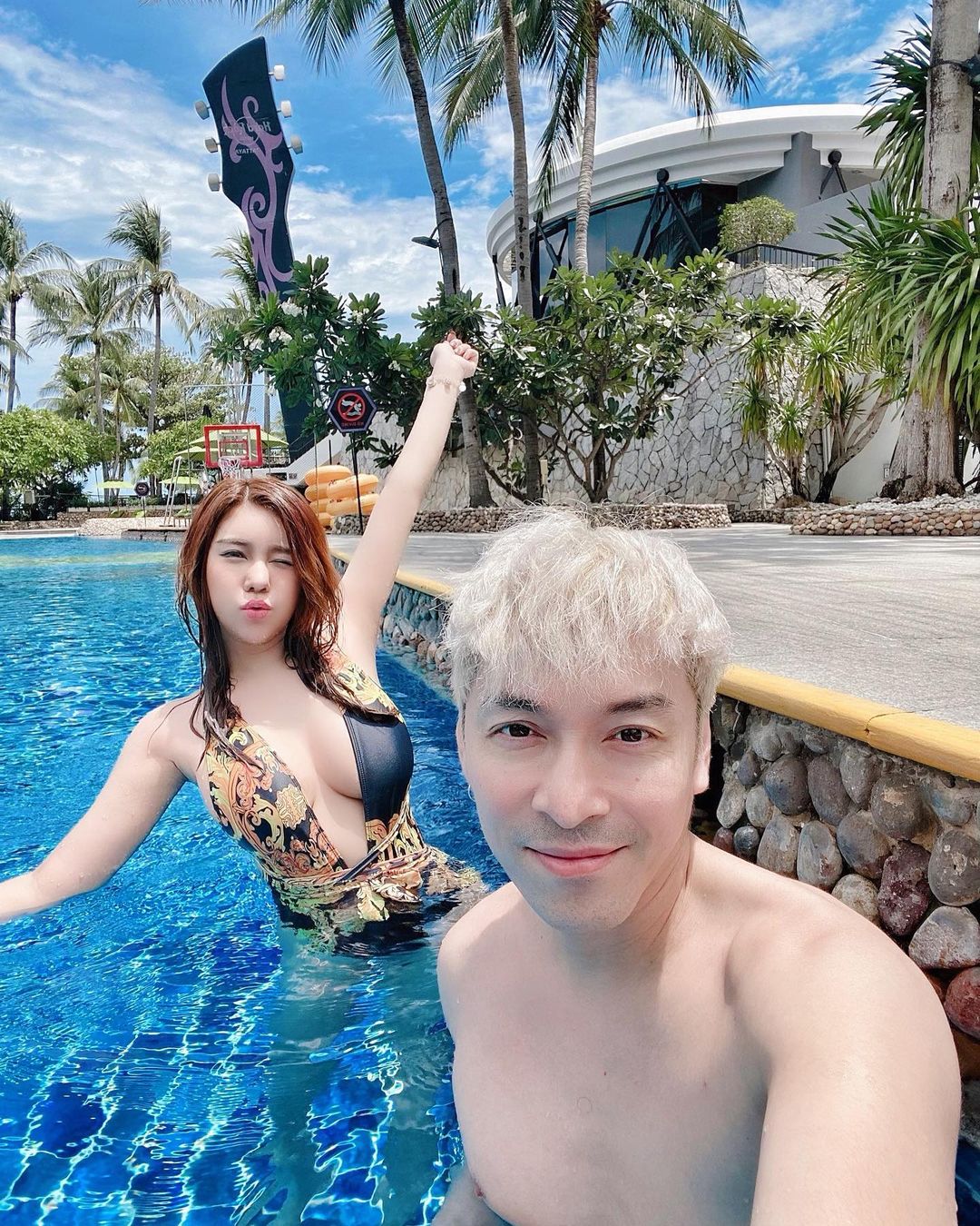 ปู แบล็คเฮด