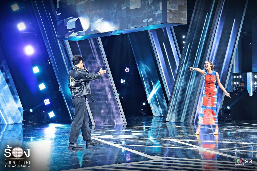 The Wall Song ร้องข้ามกำแพง