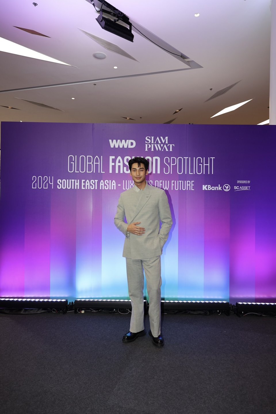 อาโป ณัฐวิญญ์ ร่วมงาน WWD x Siam Piwat