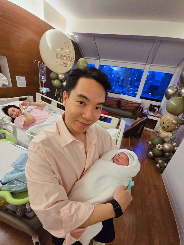 เมย์ พิชญ์นาฏ คลอดลูก