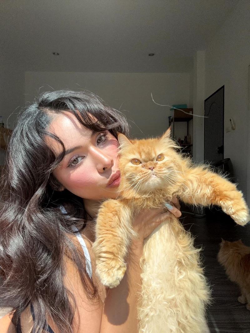 มิกซ์ เฉลิมศรี