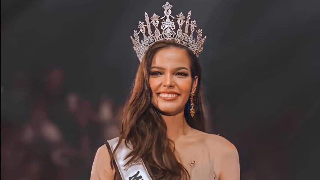 ฟ้าใส ปวีณสุดา