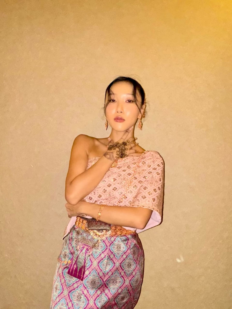 ฮวาซา MAMAMOO มาไทยเที่ยววัด