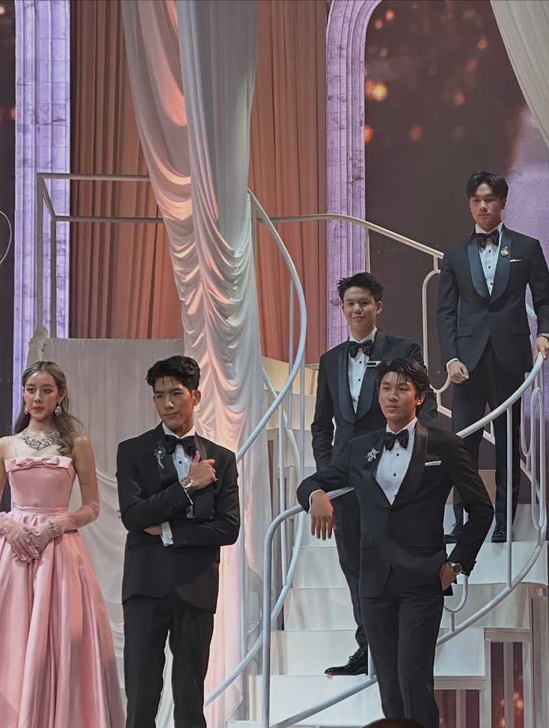 หน่อย บุษกร ควง น้องคุน น้องจุน ออกงาน