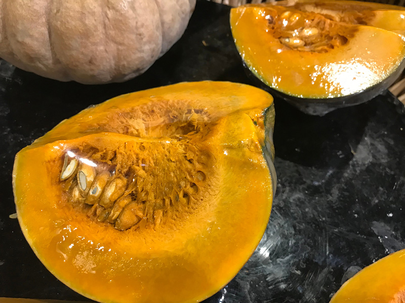 วิธีเก็บฟักทองที่ผ่าแล้วให้สดนาน เก็บฟักทองให้สดนาน ไม่ขึ้นรา เรื่องอาหารน่ารู้อื่น ๆ