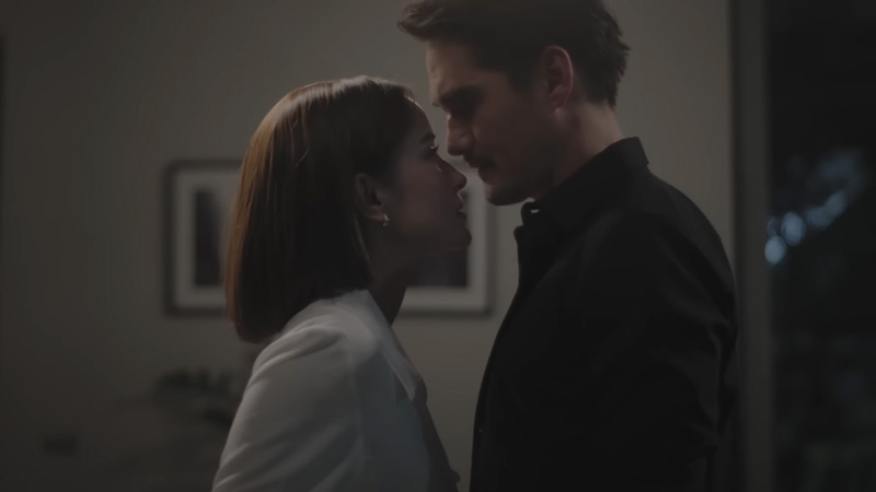 เกมรักทรยศ