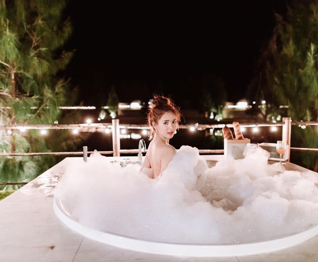 อาย ปรียานัฐ