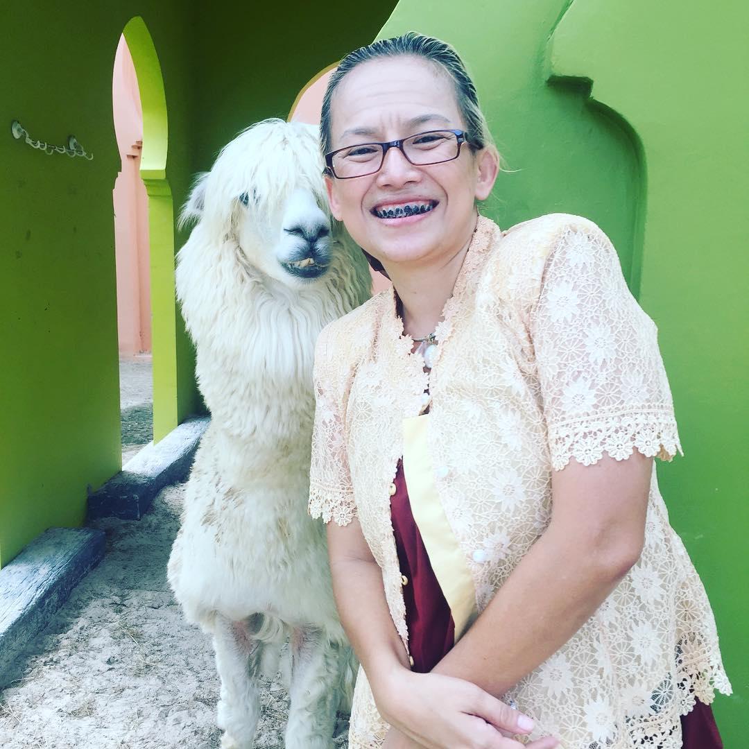 ยายแหวว ตีสิบ