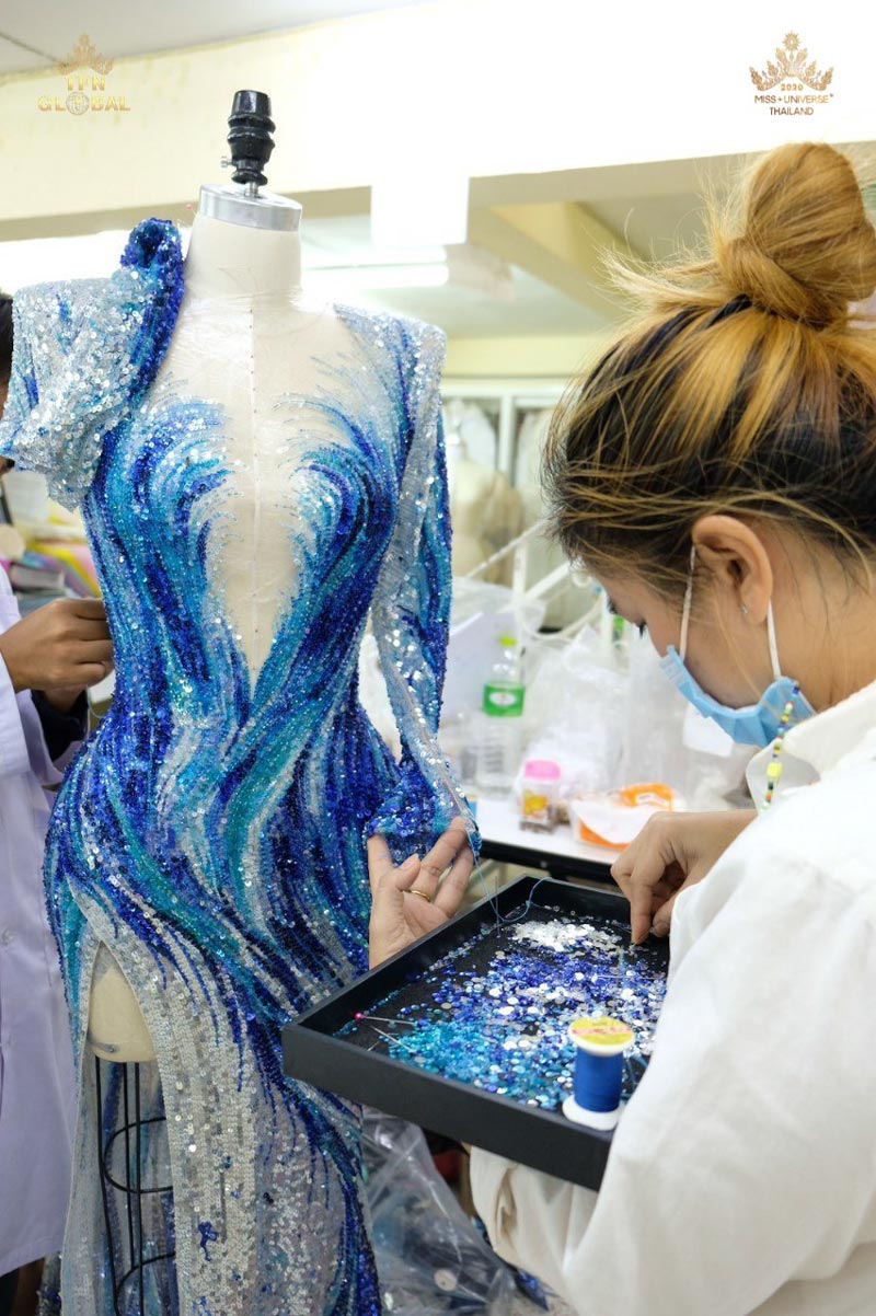 ชุดราตรี อแมนด้า ออบดัม