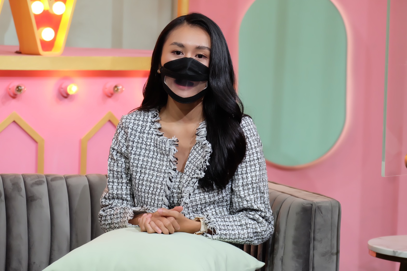 เหลือเฟือ - น้องหยก