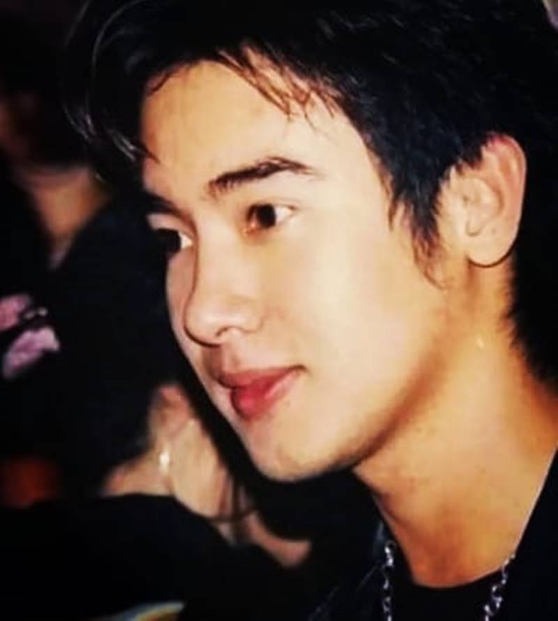  อาทิตย์ ริว