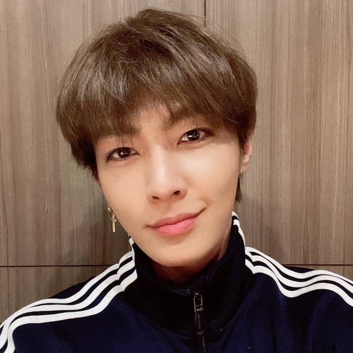 เหยียน หย่าหลุน ขืนใจ แอรอน เหยียน