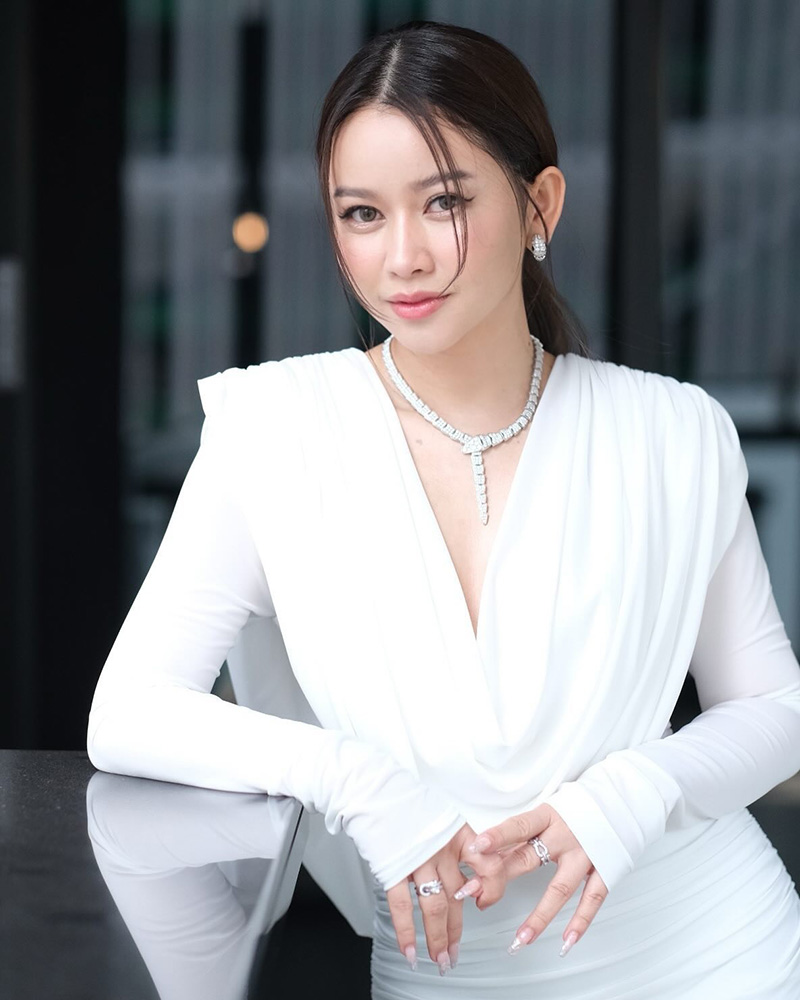 มดดำ พูดชื่อเพื่อนไฮโซ โดนดารายืม 62 ล้าน