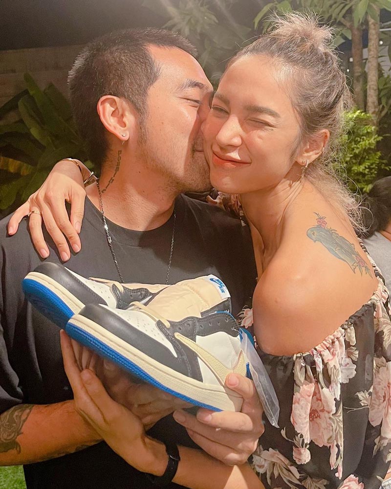 อุ้ม ลักขณา บอล กฤษณะ