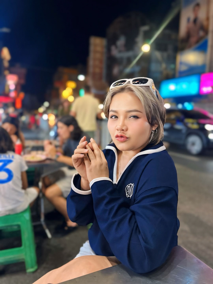 ตั๊กแตน ชลดา