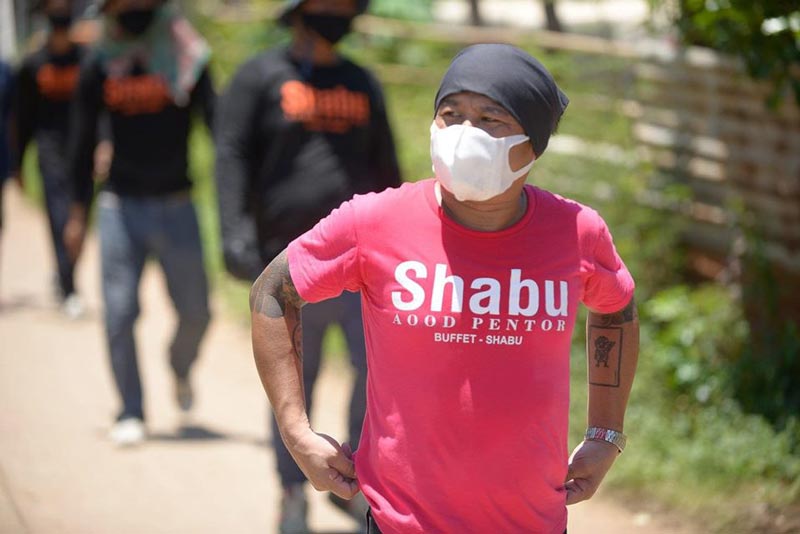 อู๊ด เป็นต่อ