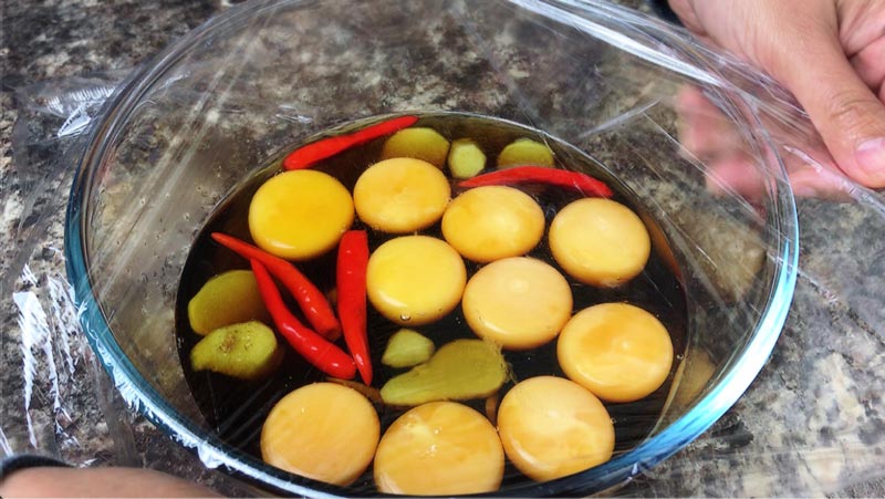 ไข่แดงดองน้ำปลา