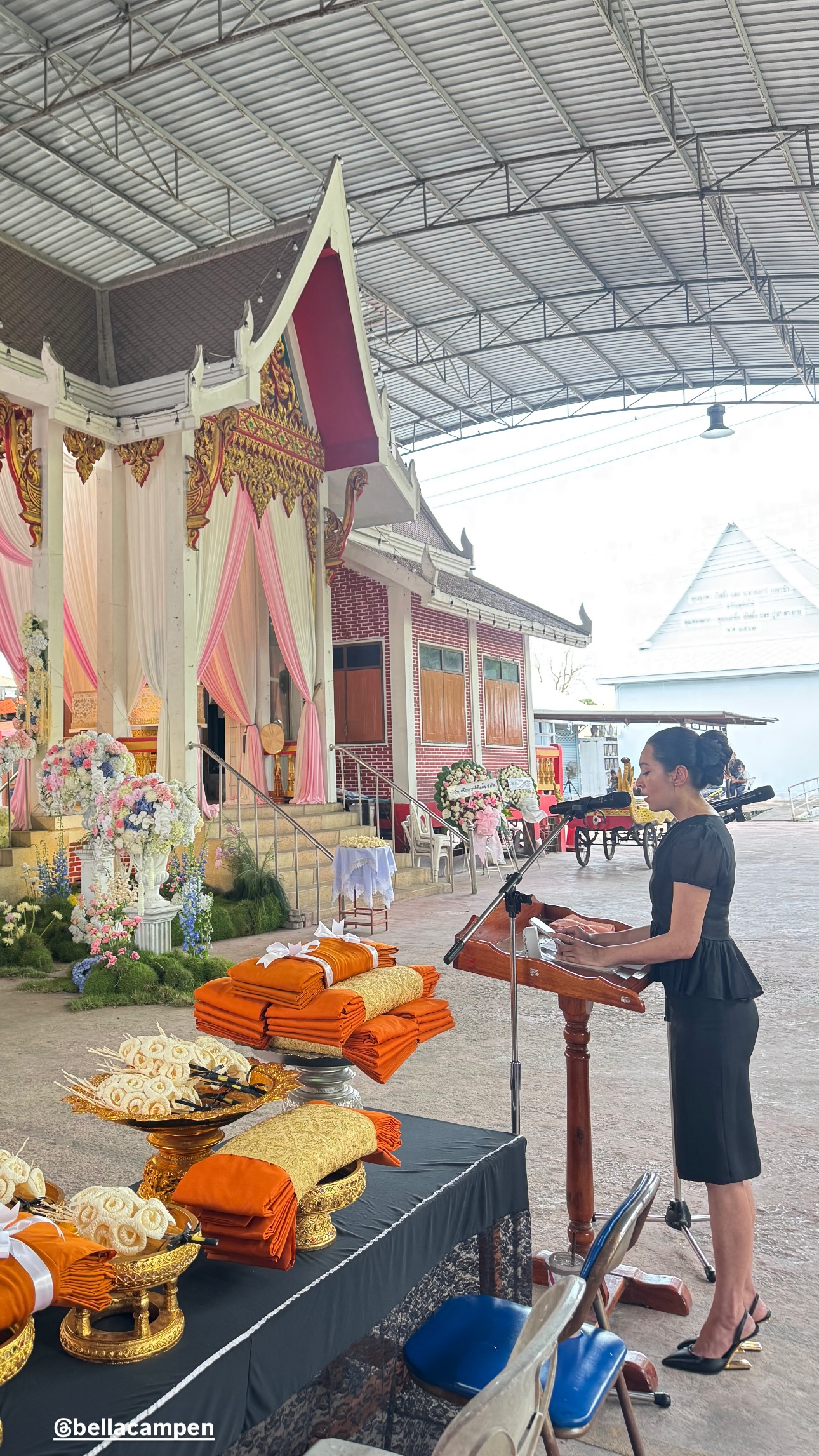 เบลล่า กล่าวคำอาลัยคุณยายปิดตา