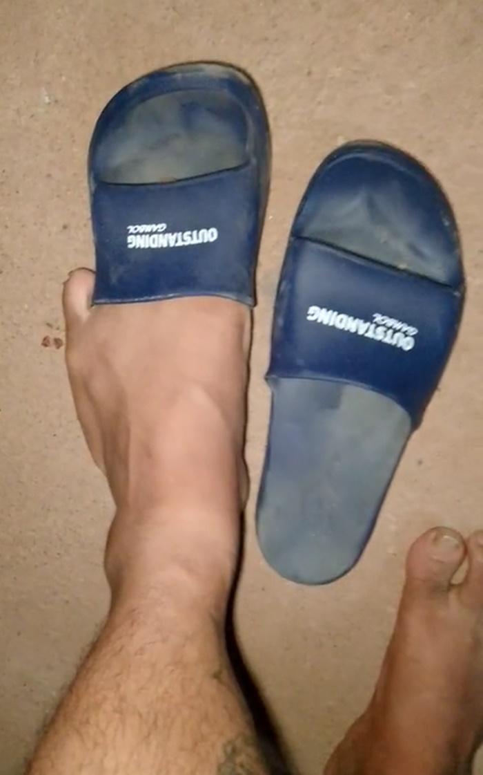 รองเท้าแตะ