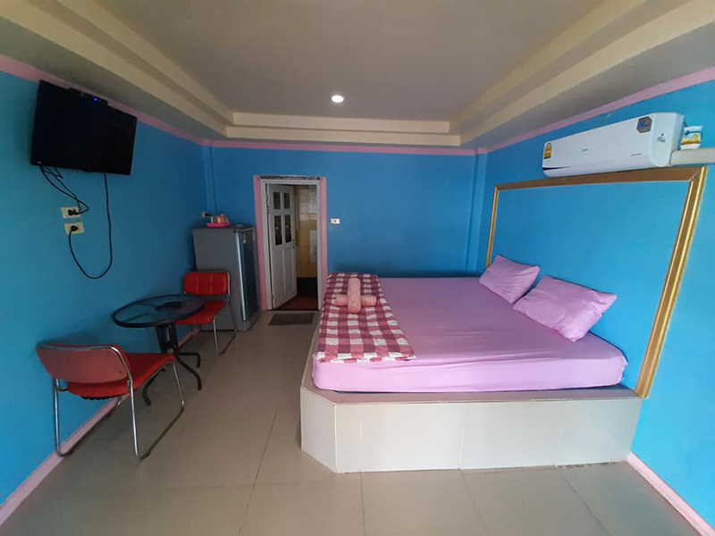 บ้านริมเลเกาะล้านรีสอร์ท จังหวัดชลบุรี