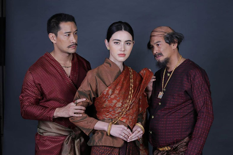 ใหม่ ดาวิกา