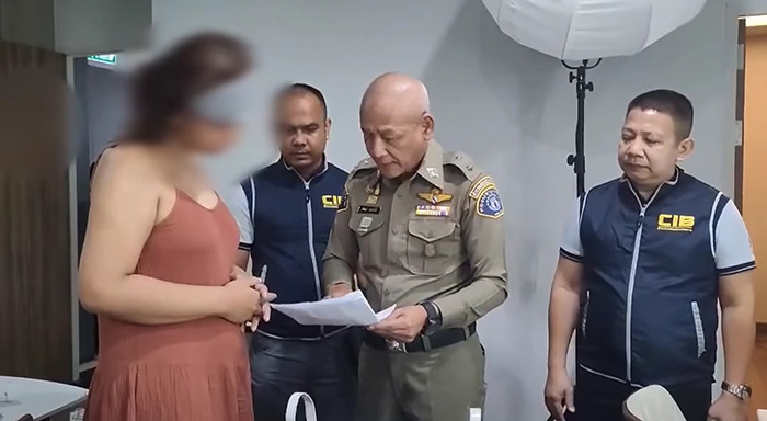 แอนนา วรินทร