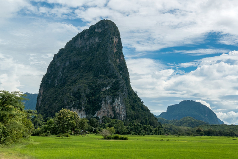 เมืองเฟือง ลาว
