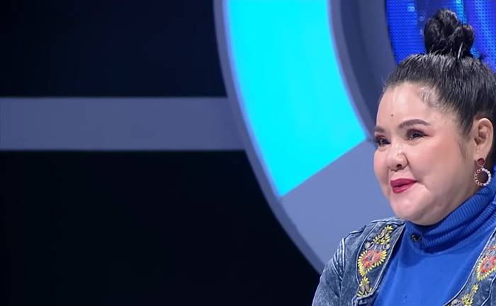 ฮาย อาภาพร, ไมค์หมดหนี้