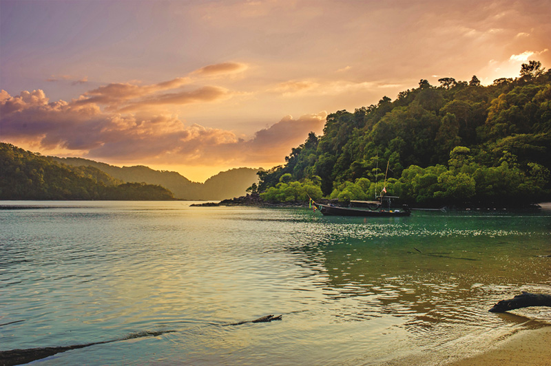 หินแม่ไก่