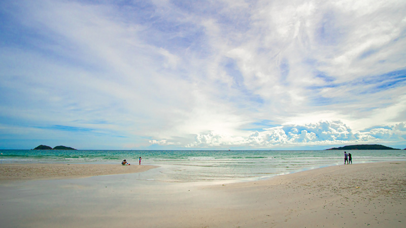 หาดน้ำใส จังหวัดชลบุรี
