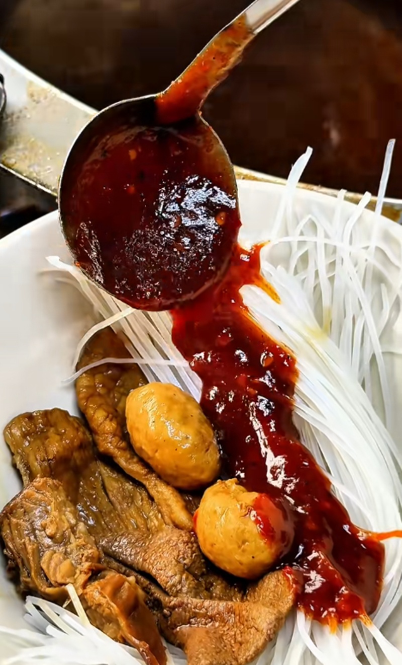 สั่งก๋วยเตี๋ยว