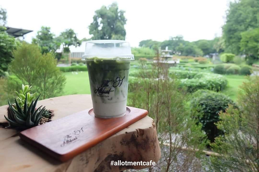 คาเฟ่ลาดพร้าว