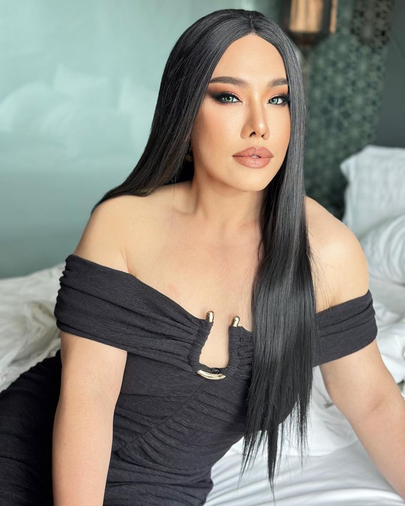 ดีเจบุ๊กโกะ