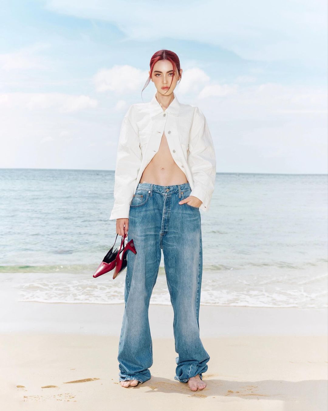 ใหม่ ดาวิกา