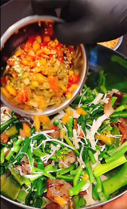 ซุบผักลาว อาหารอีสาน เมนูผัก สูตรอาหาร วิธีทำซุบผักลาว