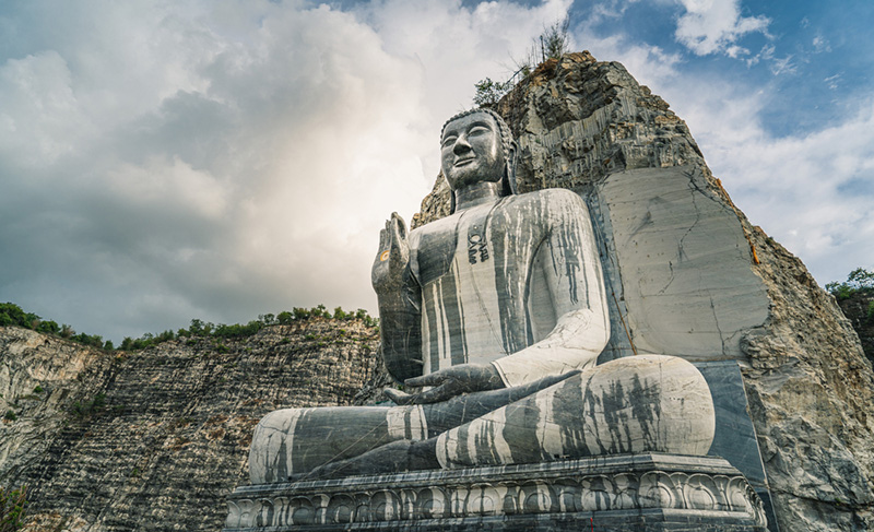 วัดเขาทำเทียม