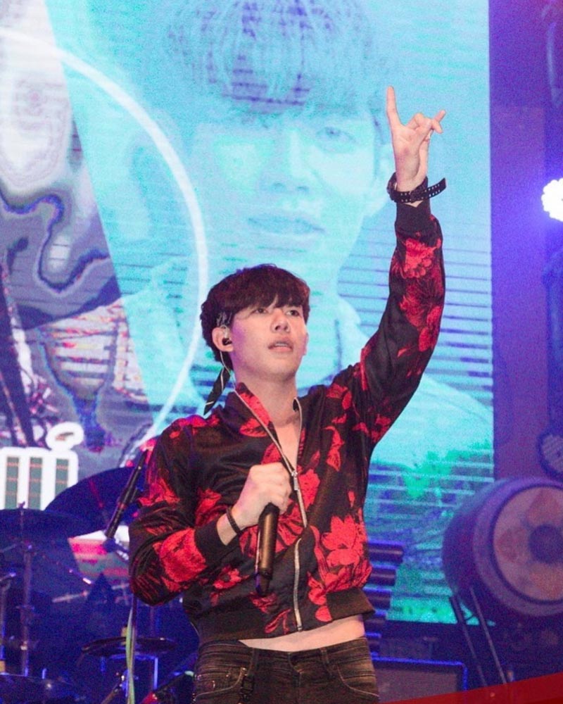 ครูเต้ย อภิวัฒน์