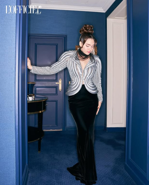 ชมพู่ อารยา กับ 9 ลุคที่ Paris Fashion Week 2025 สวยจัดเต็ม ปังสะกดสายตา