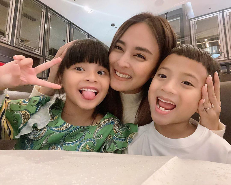 บีน่า บรู๊คลิน 