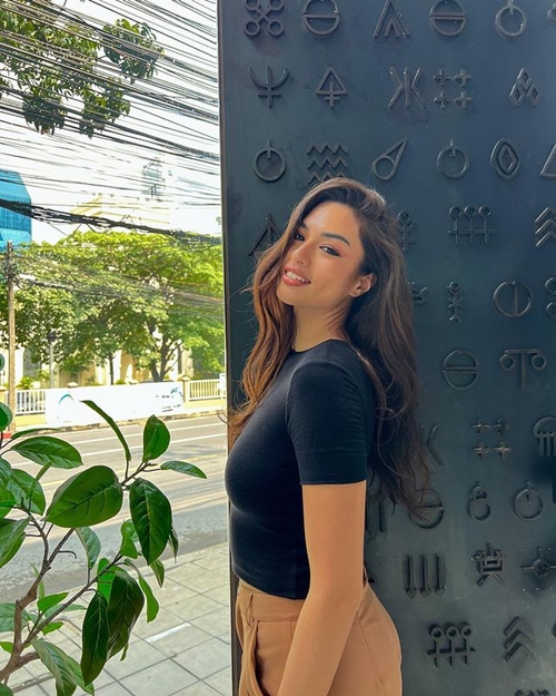 แอนชิลี มิสยูนิเวิร์สไทยแลนด์ 2021
