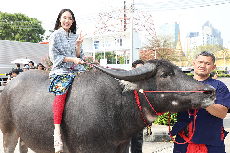 ส่องลุคเข้ากอง Miss Grand Thailand 2025 กับความอลังสุด