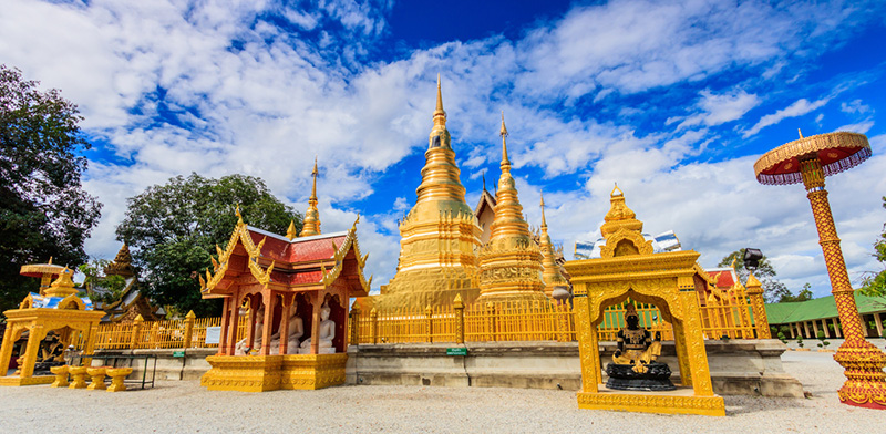 สถานที่ไหว้พระลำพูน