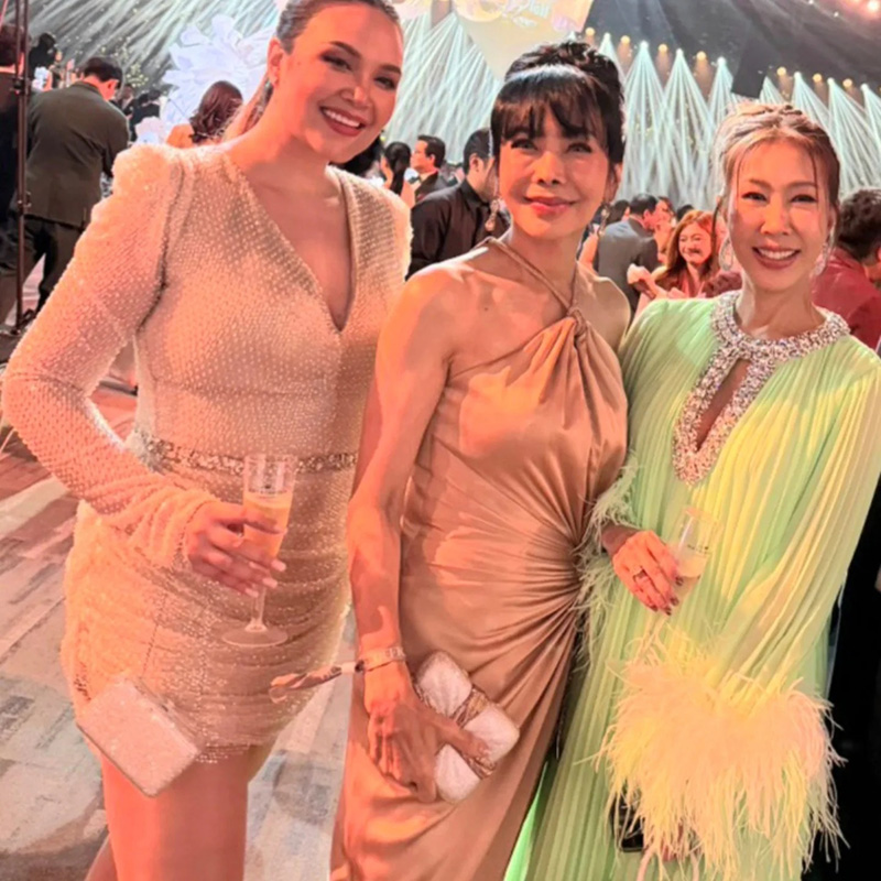 ภาพล่าสุด ตั๊ก มยุรา ลุคไปงานแต่ง