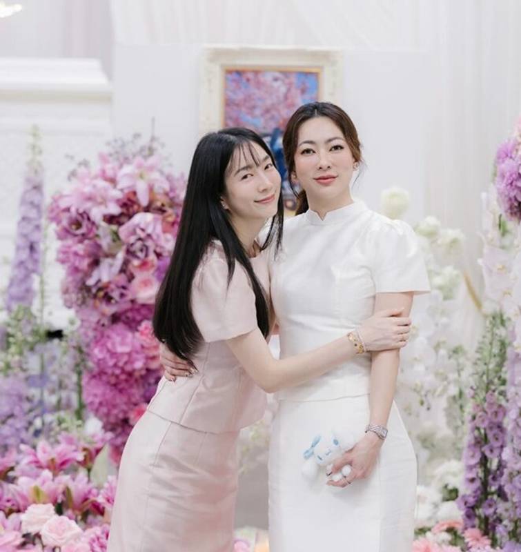 พี่สาวเกรซ ชลิตา ฟาดชู้