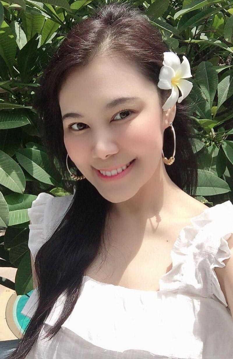 น้ำฝน ทวีพร