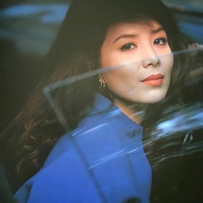 ต่าย เพ็ญพักตร์