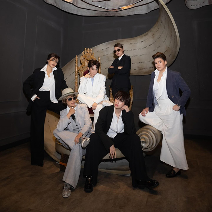 เมย์ เฟื่องอารมย์