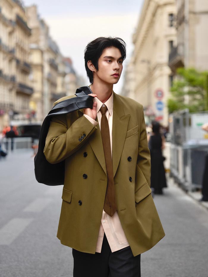 ไบร์ท วชิรวิชญ์