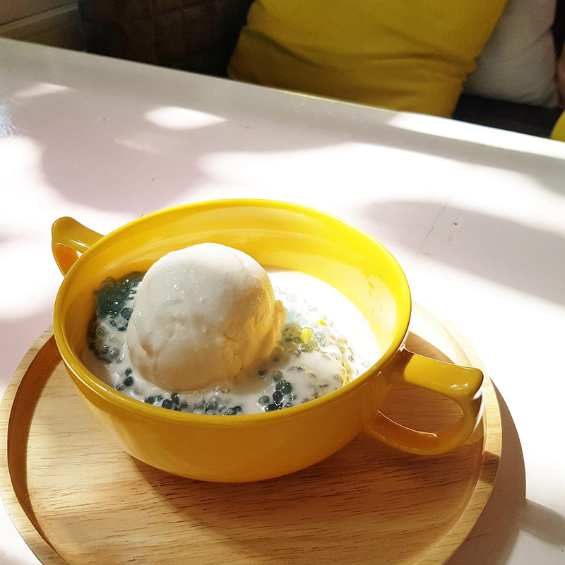 คาเฟ่สามพราน