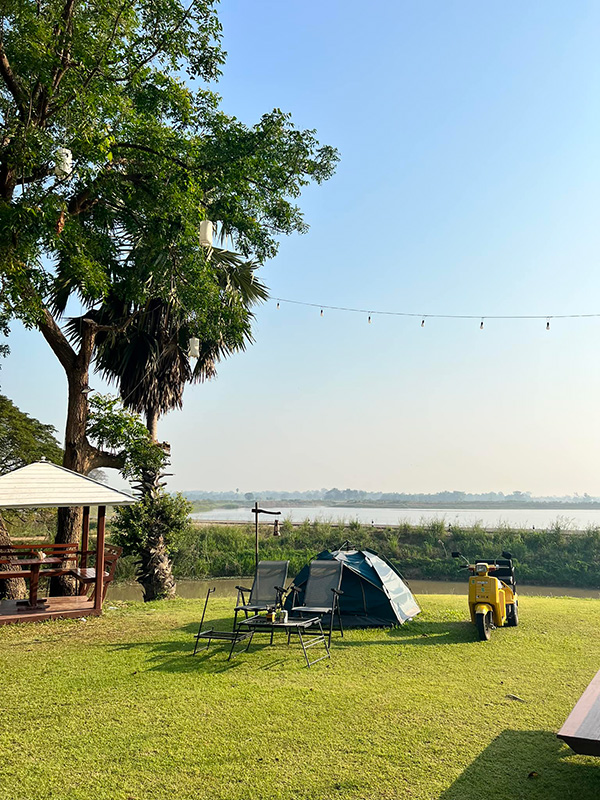 อุทัยริเวอร์เลครีสอร์ท ที่พักริมน้ำ